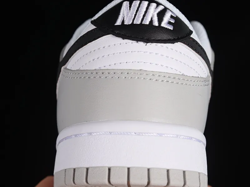 All Categories Nk SB Dunk Series Nk SB Dunk Low Low-top sneakers F version Nk Dunk SB Low Gray white and black scratch-off SB low-top sports and leisure sneakers DR9654-001